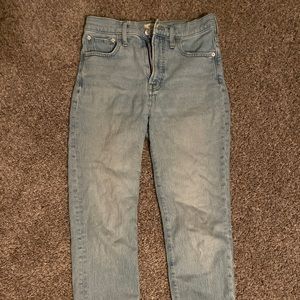 Madewell The Perfect Vintage Jean 27 (Rip in seam)